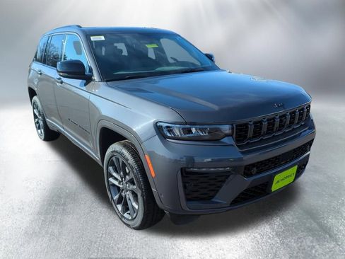 New 2026 Jeep Grand Cherokee Limited AWD/4WD image 8