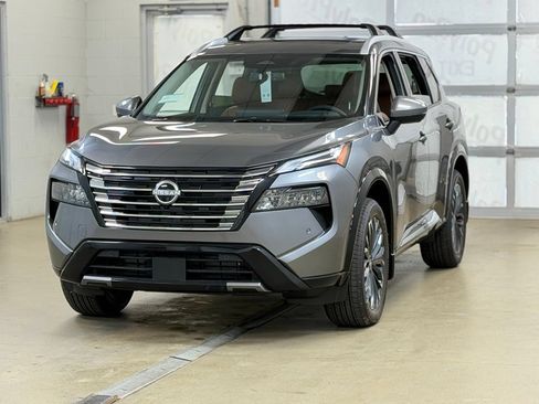 New 2026 Nissan Rogue Platinum w/ Platinum Premium Package AWD/4WD image 3