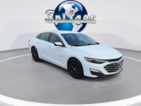 Certified 2024 Chevrolet Malibu LT image 2