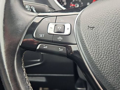 Used 2021 Volkswagen Tiguan SE R-Line AWD/4WD image 24