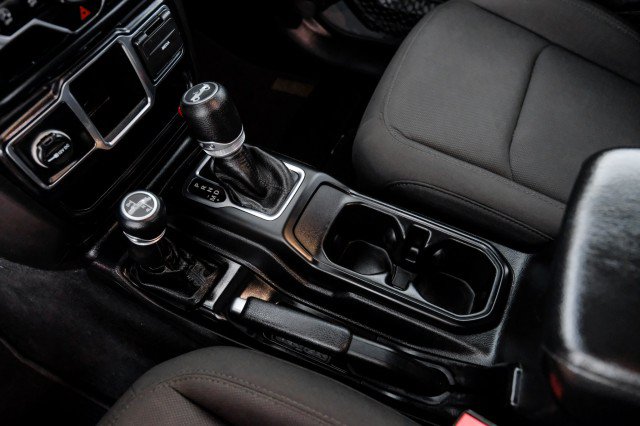 Used 2019 Jeep Wrangler Sport AWD/4WD image 20
