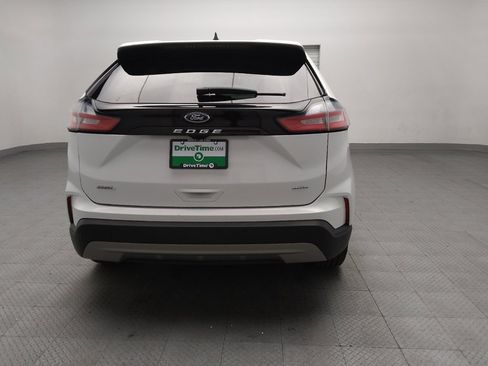 Used 2024 Ford Edge SEL image 7
