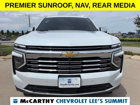 Used 2026 Chevrolet Tahoe Premier AWD/4WD image 3
