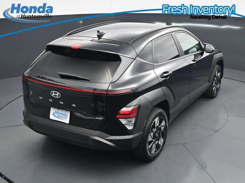 Used 2025 Hyundai Kona SEL AWD/4WD image 25