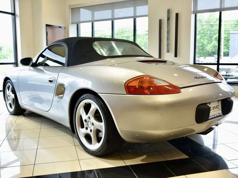 Used 2001 Porsche Boxster RWD image 4