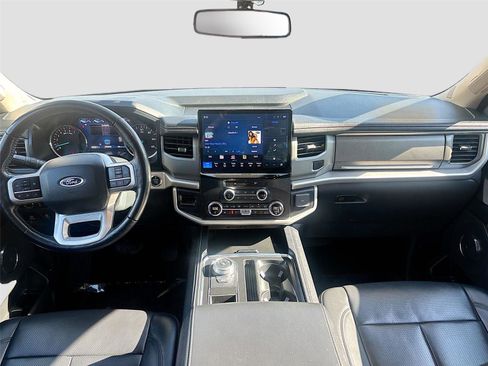Used 2023 Ford Expedition Max XLT image 23