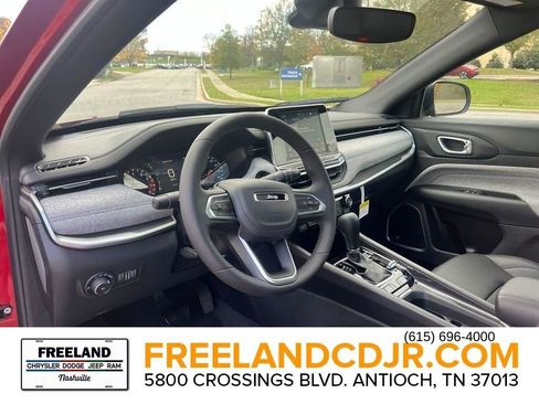 New 2025 Jeep Compass Latitude w/ Sun & Sound Group image 17