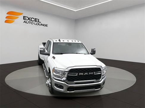 Used 2024 RAM 3500 Big Horn image 41