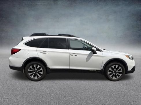 Used 2016 Subaru Outback 2.5i Limited AWD/4WD image 5