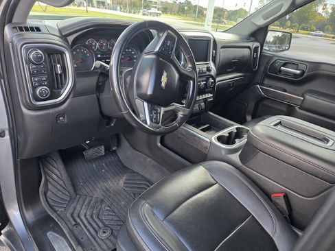 Used 2021 Chevrolet Silverado 1500 LTZ image 39
