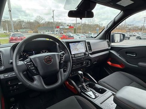 Used 2023 Nissan Frontier PRO-4X w/ Pro Convenience Package image 25