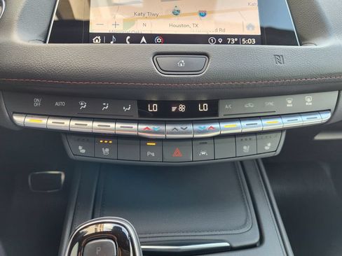 Used 2021 Cadillac XT4 Sport AWD/4WD image 18