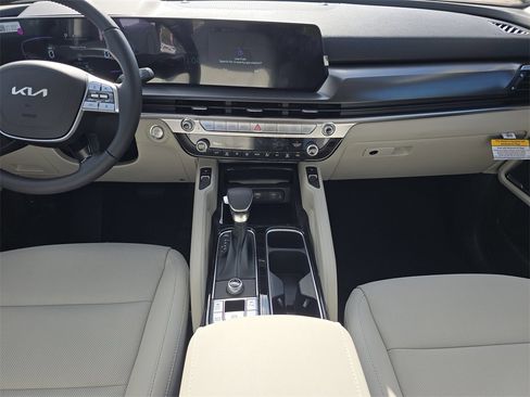 New 2025 Kia Telluride S image 17