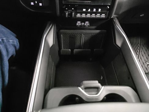New 2026 RAM 2500 Big Horn AWD/4WD image 26