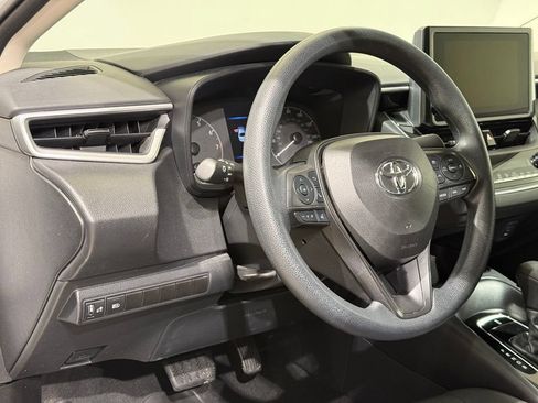 Used 2024 Toyota Corolla LE FWD image 16