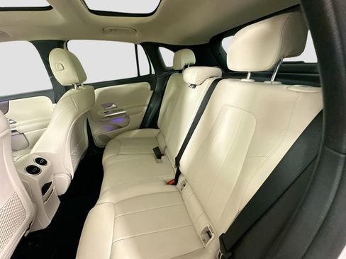 Certified 2023 Mercedes-Benz GLA 250 4MATIC w/ Premium Package image 31