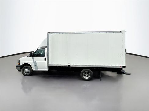 New 2024 Chevrolet Express 3500 w/ Power Convenience Package RWD image 4