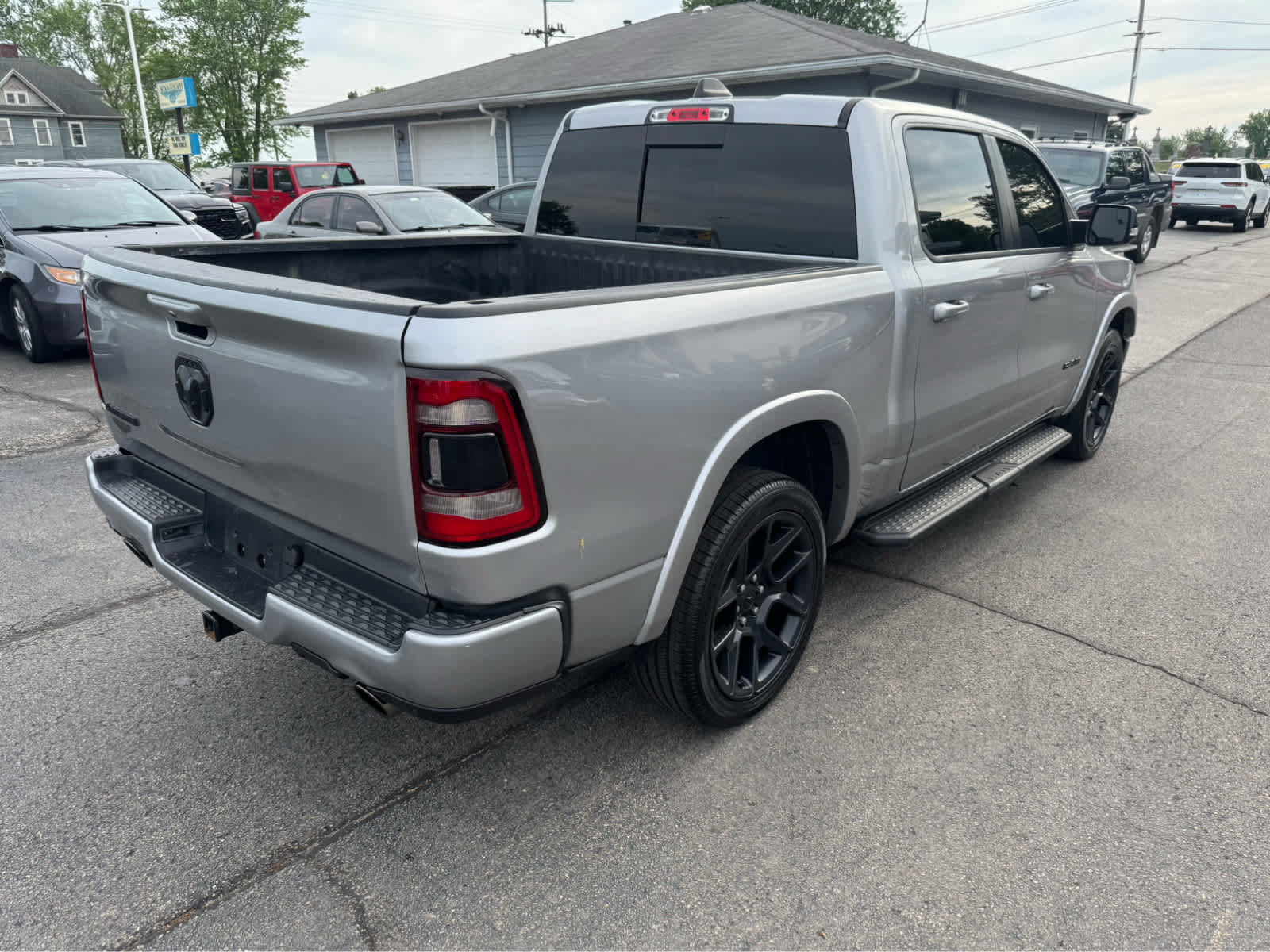 Used 2022 RAM 1500 Laramie AWD/4WD image 6