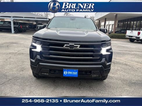 Used 2025 Chevrolet Silverado 1500 High Country w/ Midnight Edition image 2