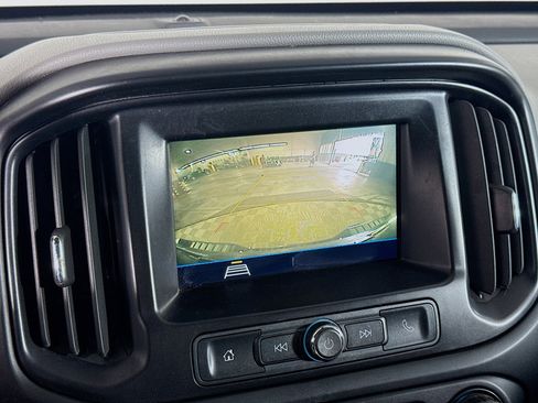 Used 2019 Chevrolet Colorado W/T image 17