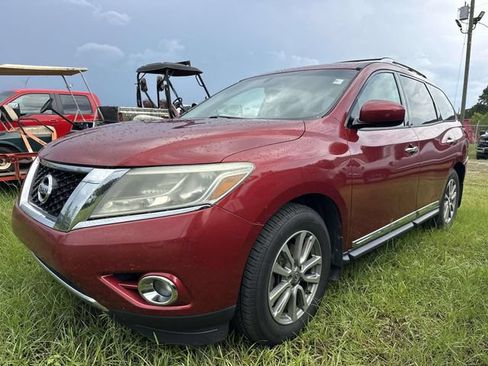 Used 2014 Nissan Pathfinder SL w/ SL Premium Package FWD image 11