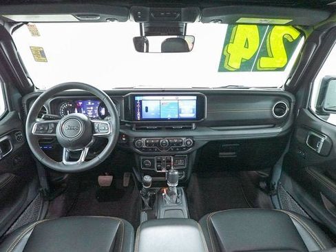 Used 2024 Jeep Wrangler Unlimited Sahara w/ Technology Group image 6