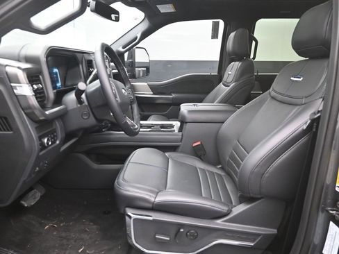 New 2026 Ford F250 Platinum w/ Tremor Off-Road Package image 18