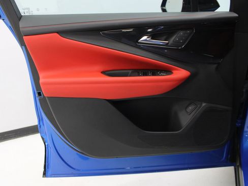 Used 2024 Chevrolet Blazer EV RS image 12