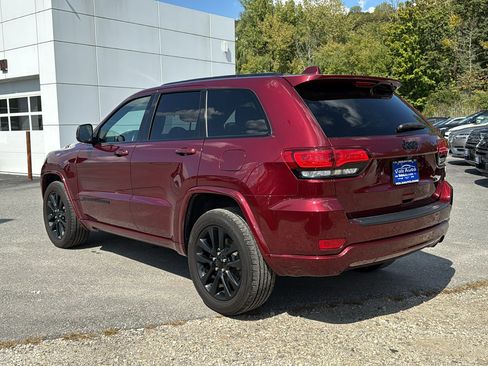 Used 2021 Jeep Grand Cherokee Laredo X image 6