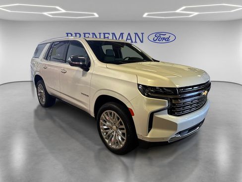 Used 2023 Chevrolet Tahoe Premier AWD/4WD image 3