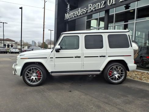 Used 2025 Mercedes-Benz G 63 AMG 4MATIC image 3
