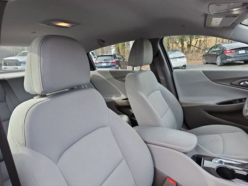 Used 2022 Chevrolet Malibu LS w/ Driver Confidence Package II image 21