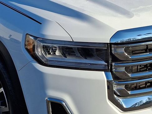 Used 2023 GMC Acadia SLE w/ Driver Convenience Package image 11