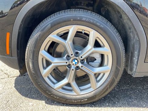 Used 2024 BMW X3 xDrive30i AWD/4WD image 25