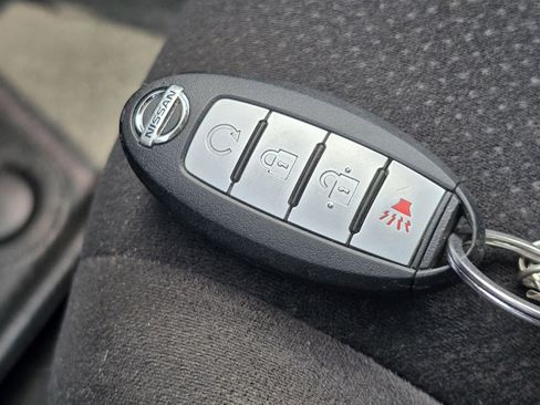 Used 2017 Nissan Murano SV image 31