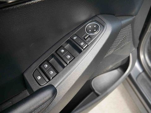 Used 2021 Kia Seltos S image 24