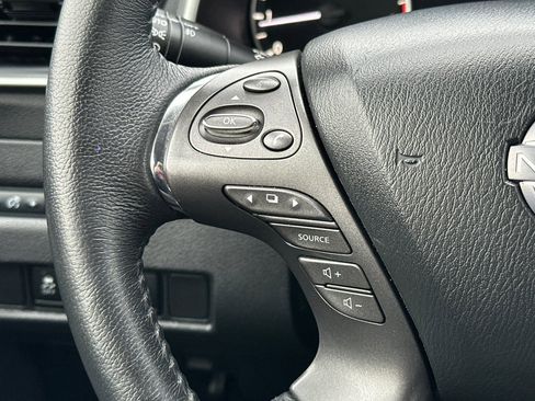 Used 2023 Nissan Murano SV image 26