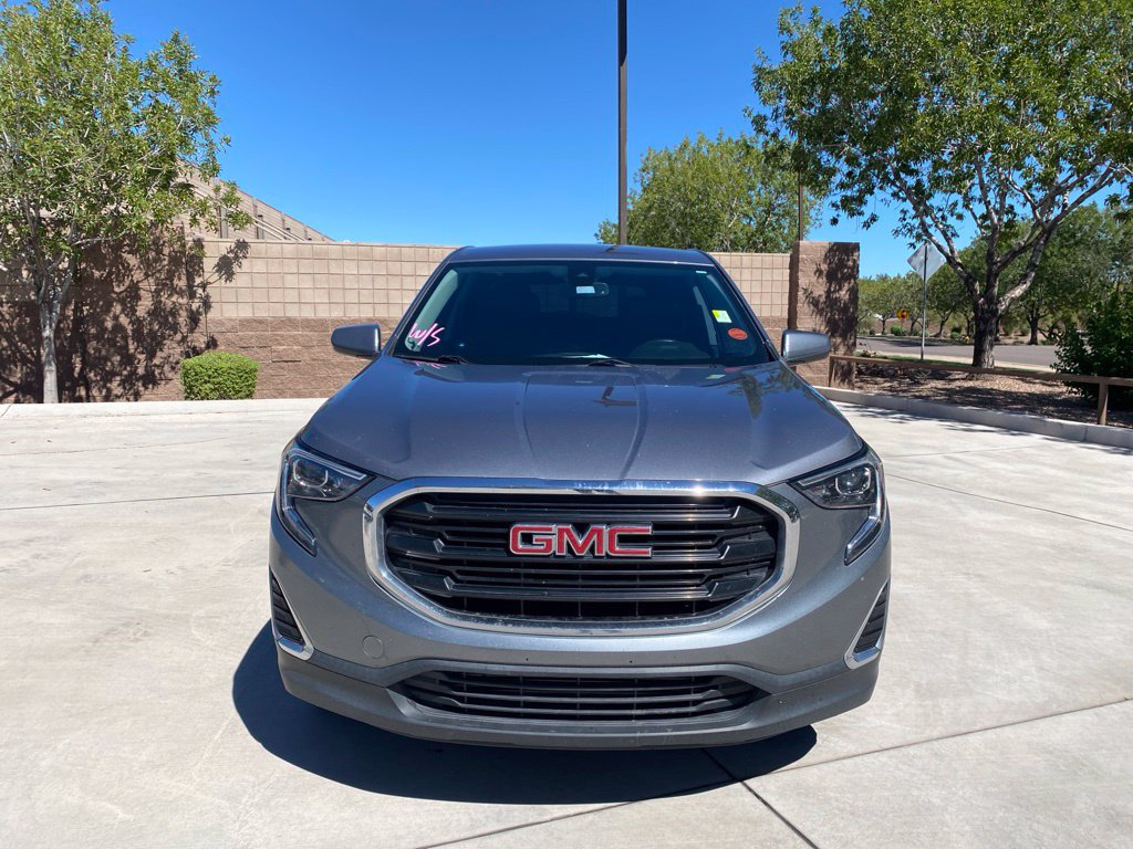 Used 2020 GMC Terrain SLE FWD image 2