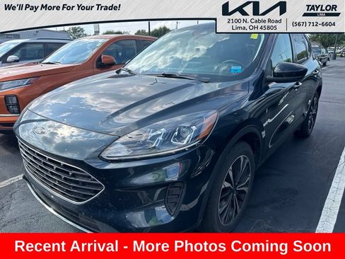 Used 2022 Ford Escape SE w/ SE Sport Appearance Package FWD image 1