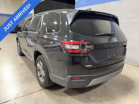 Certified 2023 Honda Pilot EX-L image 4