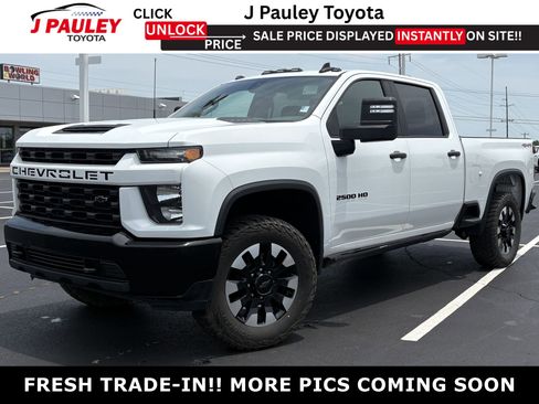 Used 2020 Chevrolet Silverado 2500 Custom w/ Custom Value Package AWD/4WD image 1