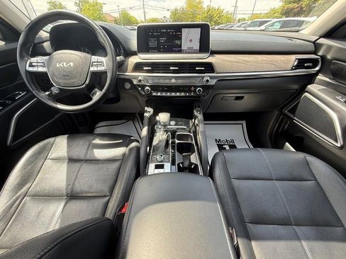 Used 2022 Kia Telluride EX w/ EX Premium Package AWD/4WD image 16