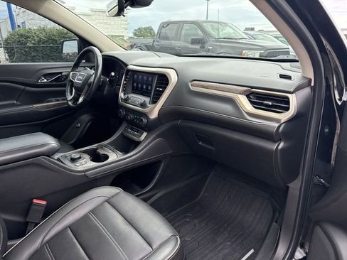 Used 2020 GMC Acadia Denali w/ Technology Package AWD/4WD image 30