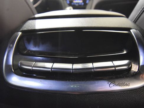 Used 2023 Cadillac XT6 Premium Luxury AWD/4WD image 24