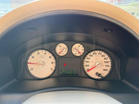 Used 2007 Ford Freestyle Limited AWD/4WD image 13