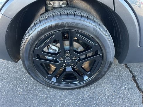 Used 2023 Kia Telluride EX X-Line image 41