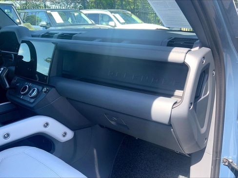Certified 2026 Land Rover Defender 110 S AWD/4WD image 18
