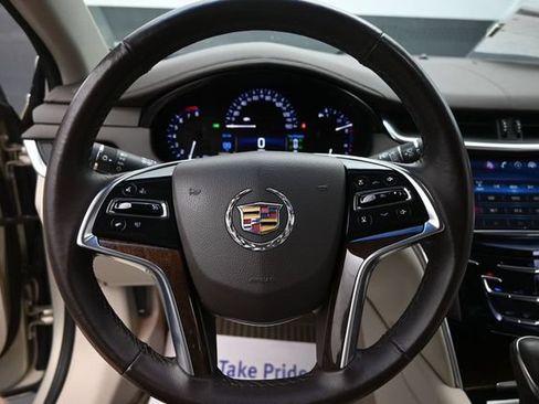 Used 2015 Cadillac XTS FWD image 25
