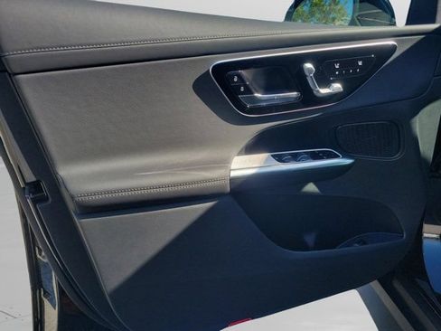 Certified 2026 Mercedes-Benz GLC 300 image 17