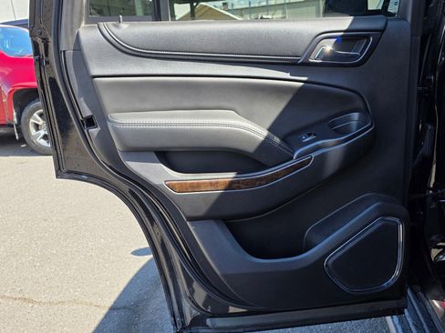 Used 2017 Chevrolet Tahoe LT w/ LT Midnight Edition RWD image 9